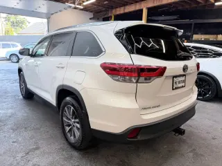 2019 Toyota HIGHLANDER HYBRID