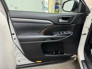 2017 Toyota HIGHLANDER HYBRID