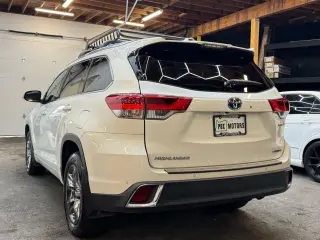 2017 Toyota HIGHLANDER HYBRID