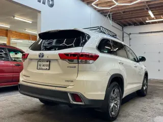 2017 Toyota HIGHLANDER HYBRID