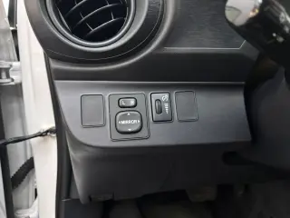 2013 Toyota PRIUS C