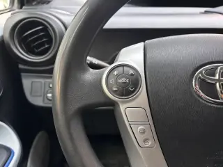 2013 Toyota PRIUS C