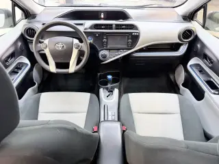 2012 Toyota PRIUS C