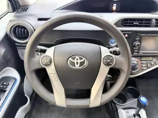 2012 Toyota PRIUS C