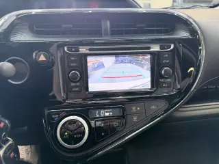 2018 Toyota PRIUS C