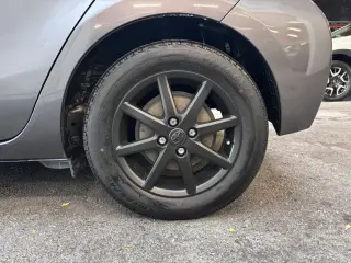 2015 Toyota PRIUS C