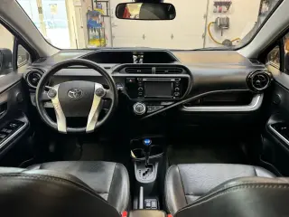 2016 Toyota PRIUS C