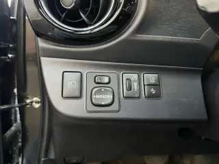 2016 Toyota PRIUS C