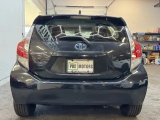 2016 Toyota PRIUS C