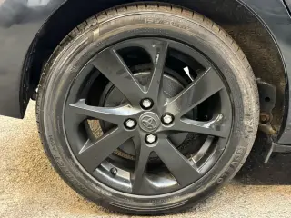 2016 Toyota PRIUS C