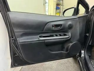 2016 Toyota PRIUS C
