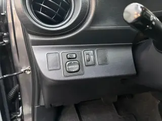 2013 Toyota PRIUS C