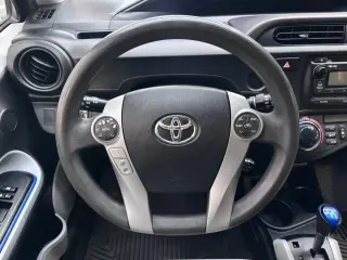 2013 Toyota PRIUS C