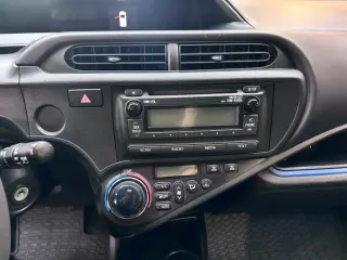 2013 Toyota PRIUS C