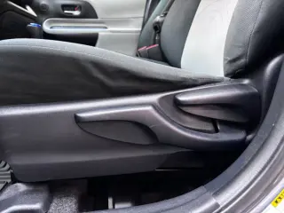 2013 Toyota PRIUS C