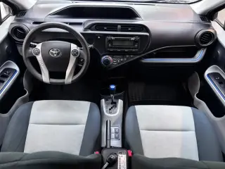 2013 Toyota PRIUS C
