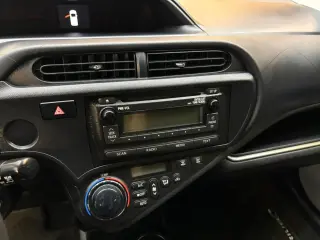 2014 Toyota PRIUS C