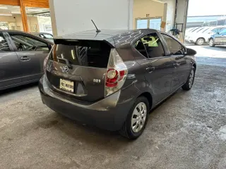2014 Toyota PRIUS C