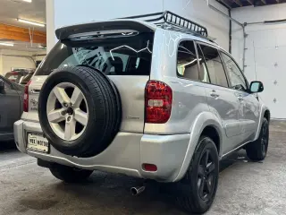 2004 Toyota RAV4