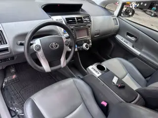 2012 Toyota PRIUS V