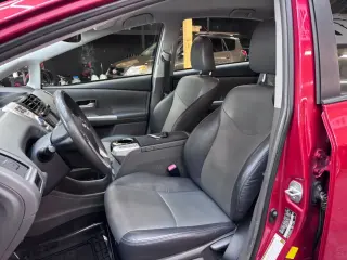 2012 Toyota PRIUS V