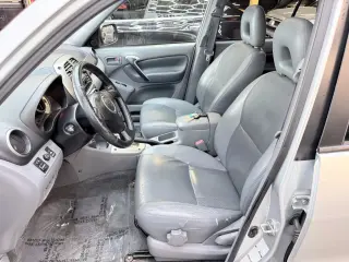 2001 Toyota RAV4