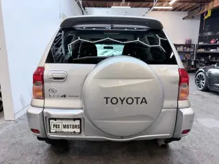 2001 Toyota RAV4