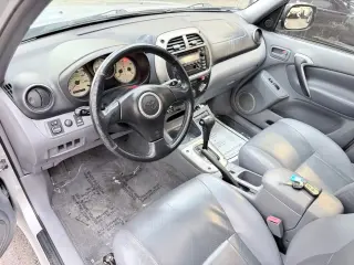 2001 Toyota RAV4