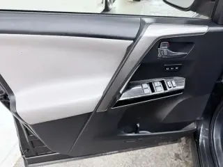 2017 Toyota RAV4 HYBRID