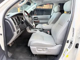 2015 Toyota SEQUOIA