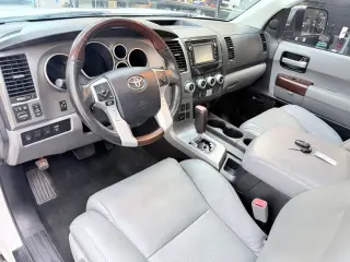 2015 Toyota SEQUOIA