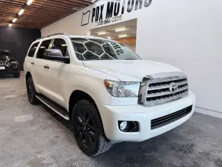 2015 Toyota SEQUOIA