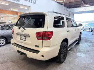 2015 Toyota SEQUOIA