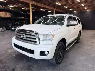 2015 Toyota SEQUOIA