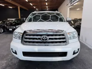 2015 Toyota SEQUOIA