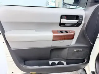 2015 Toyota SEQUOIA