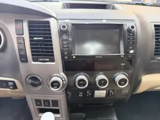2012 Toyota SEQUOIA