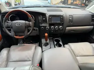 2019 Toyota SEQUOIA