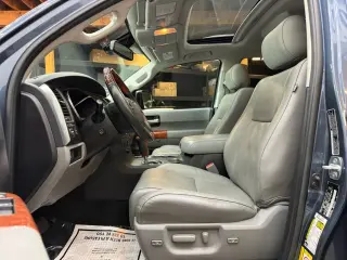 2019 Toyota SEQUOIA