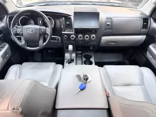 2019 Toyota SEQUOIA