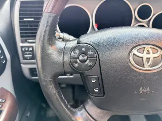 2011 Toyota SEQUOIA