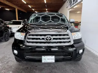 2011 Toyota SEQUOIA