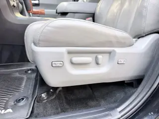 2018 Toyota SEQUOIA