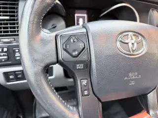 2018 Toyota SEQUOIA