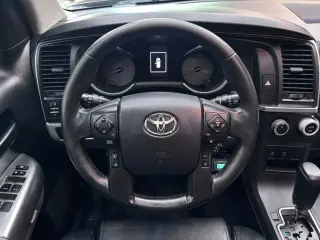 2018 Toyota SEQUOIA