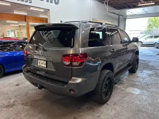 2018 Toyota SEQUOIA