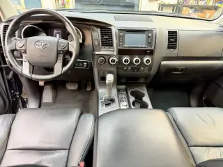 2019 Toyota SEQUOIA