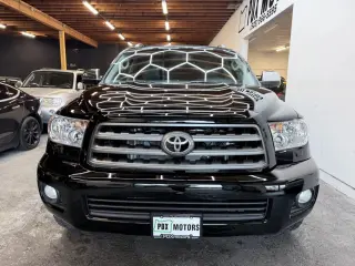2014 Toyota SEQUOIA
