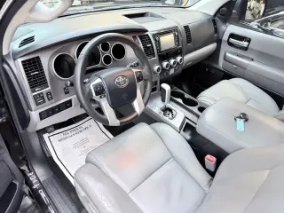 2014 Toyota SEQUOIA