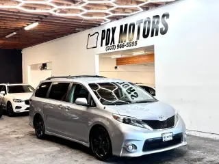 2013 Toyota SIENNA